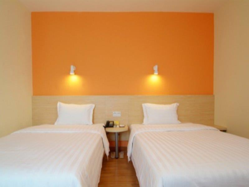 7Days Inn Shenzhen Da Fen You Hua Cun Εξωτερικό φωτογραφία